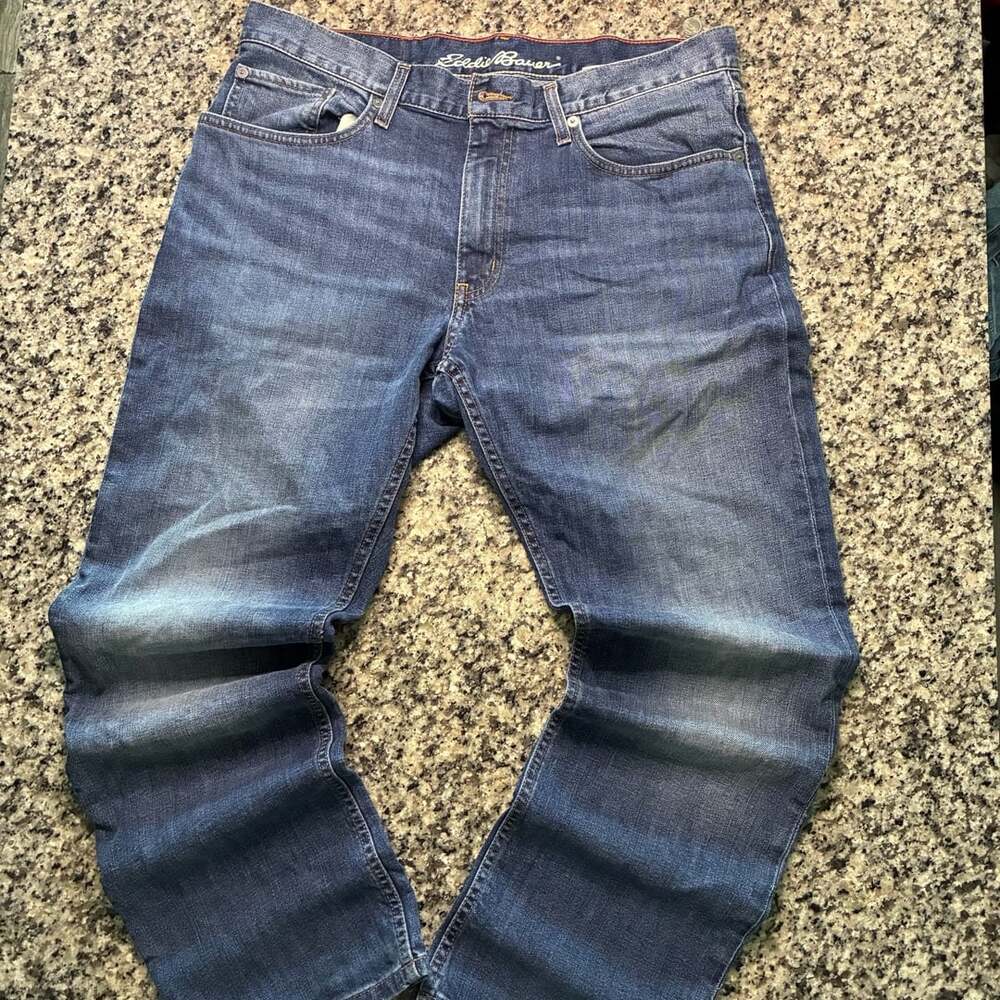 Eddie Bauer Blue Denim Jeans Mens 34x30 Specially Dyed Straight Fit